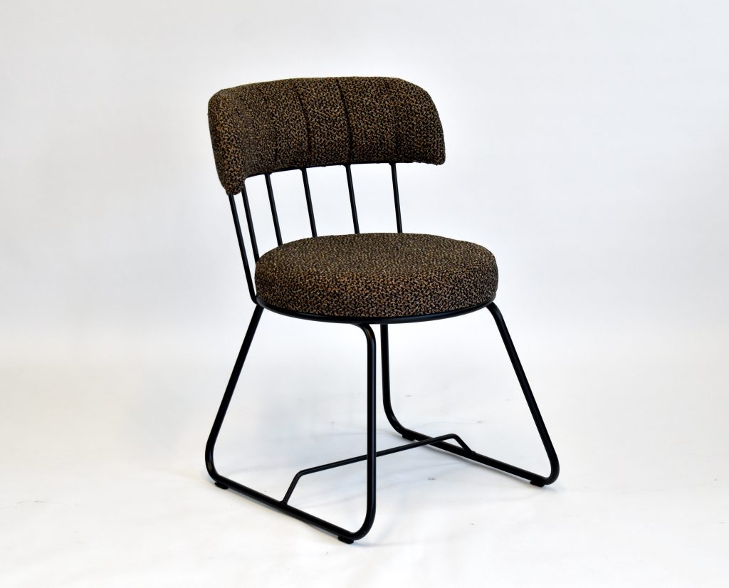 Kαρέκλα MKF-15