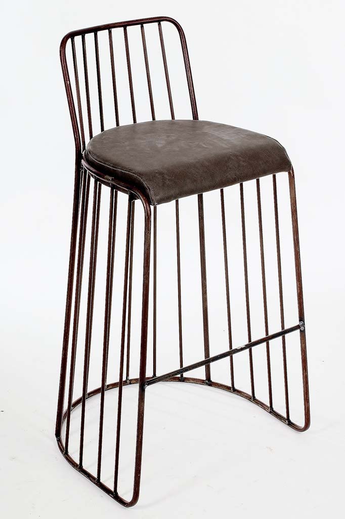 Μεταλλικό σκαμπό.