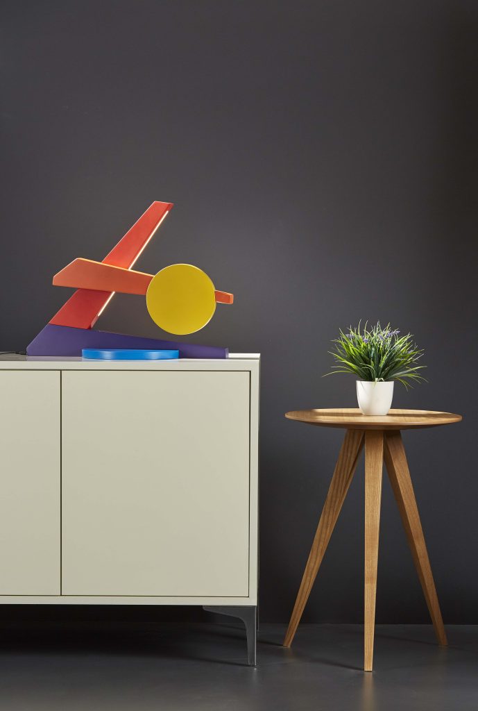 Φωτιστικό επιτραπέζιο Fenix.